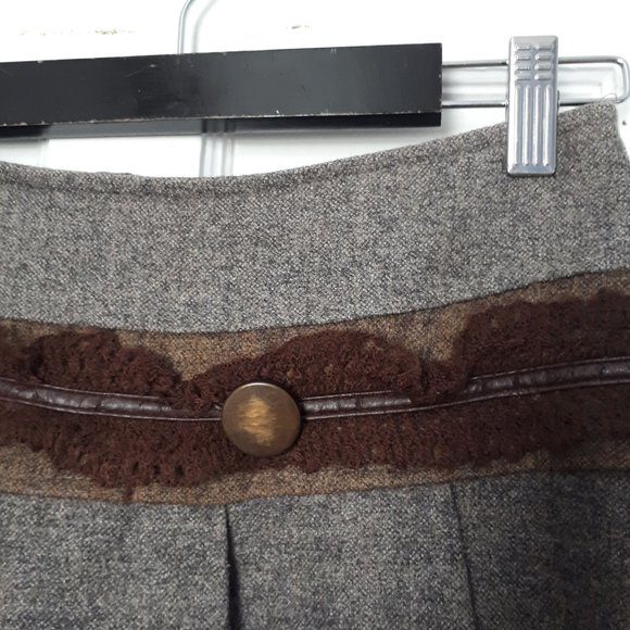 Vintage Style Skirt - Picture 3 of 8